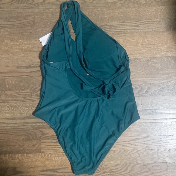 NWT Target One Piece Swimsuit - Picture 5 of 5